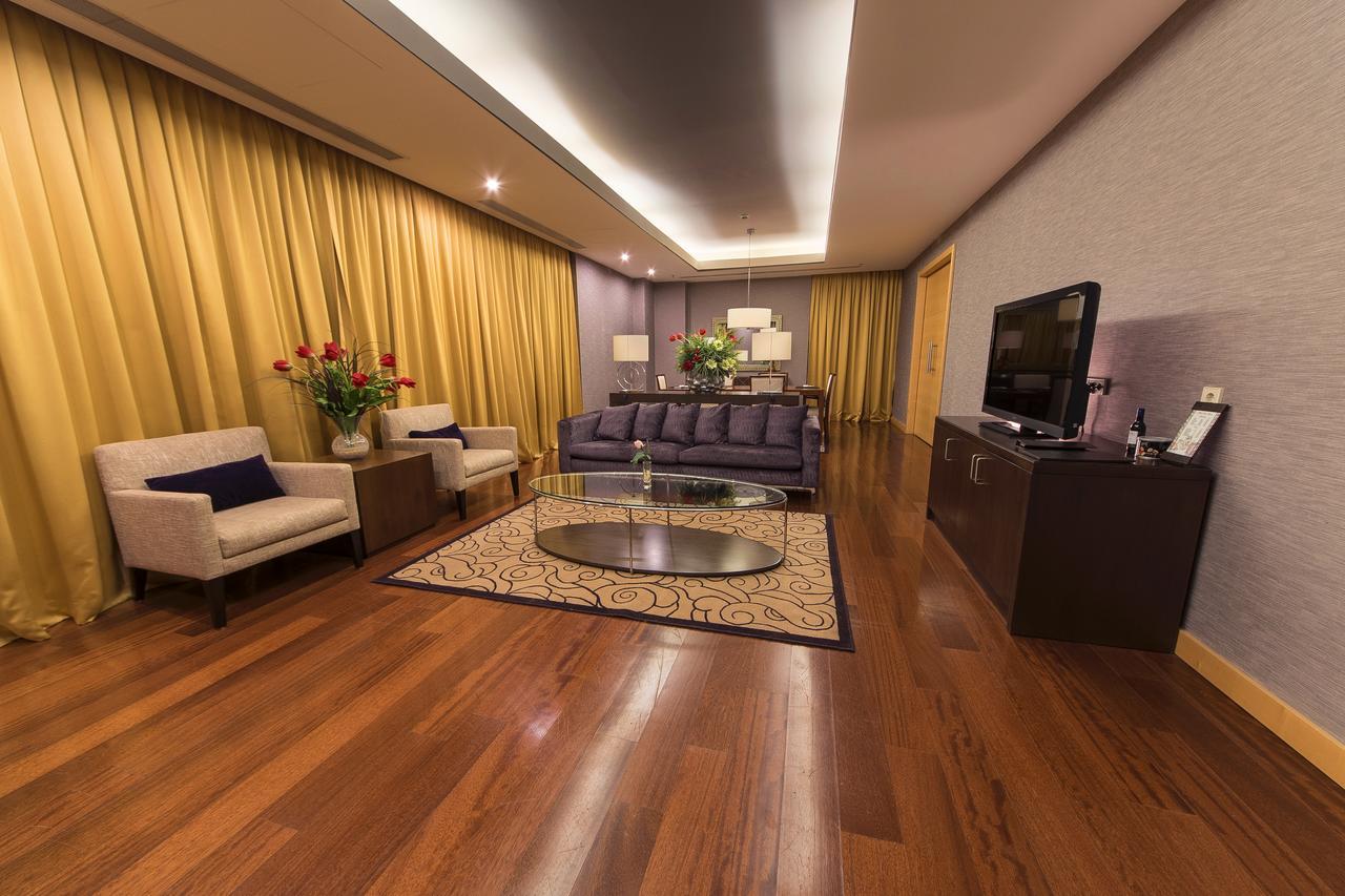Hotel Grand Swiss Arbil Exterior foto